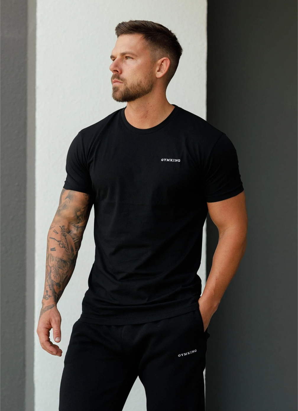 Gym King Fundamental Linear T-Shirt - Black