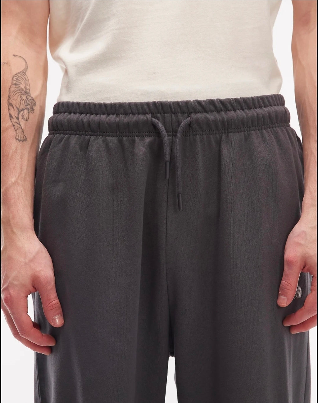 The North Face Essential Logo Light Oversized Pant