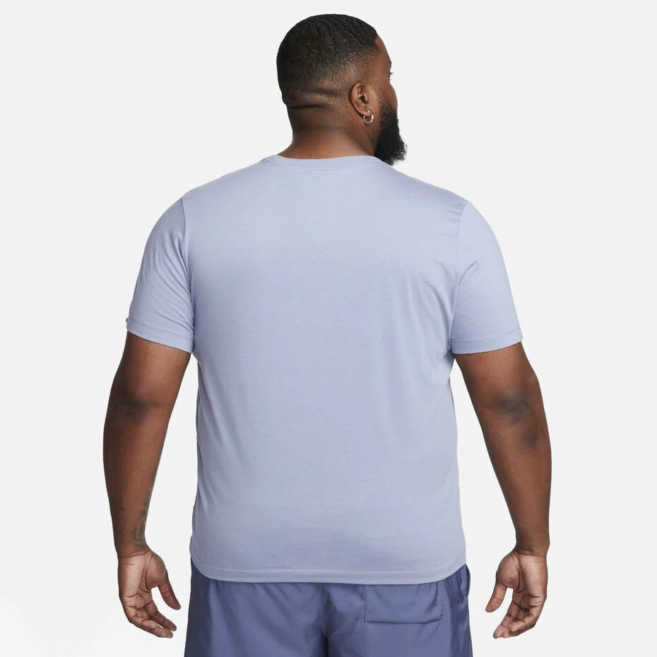 Nike Club T-shirt