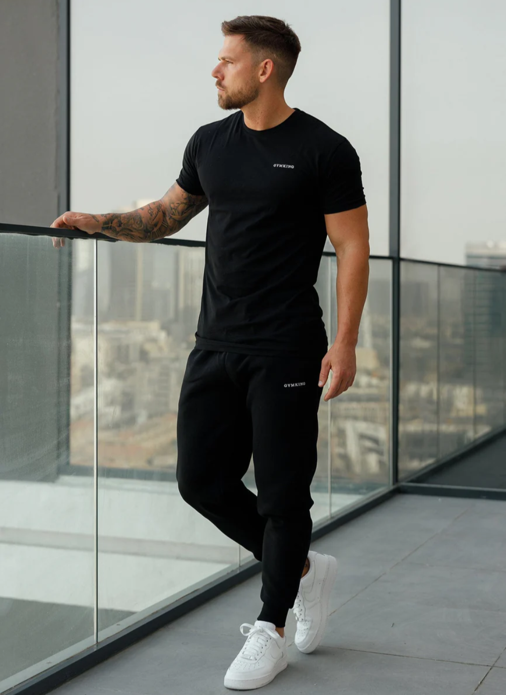 Gym King Fundamental Linear T-Shirt - Black